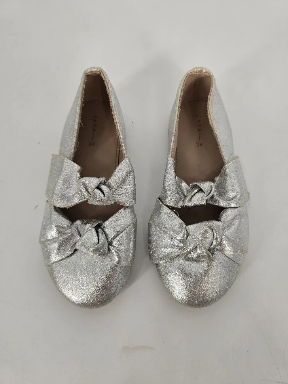 Zara Baby Silver Dress Flats Mary Jane Knot Size 24 US Size 8
